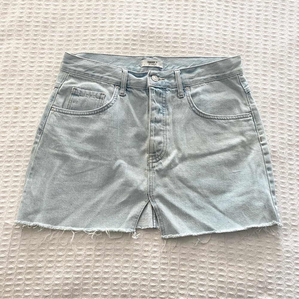Forever 21 light wash denim mini skirt size 27